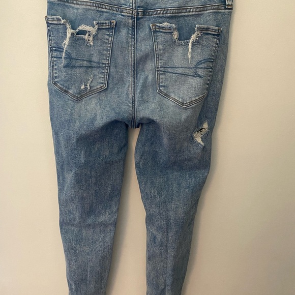 Women’s American Eagle jeans - Picture 4 of 7